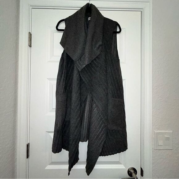 Le Moda Shawl Cascade Collar Sleeveless Sweater Vest - Picture 4 of 8